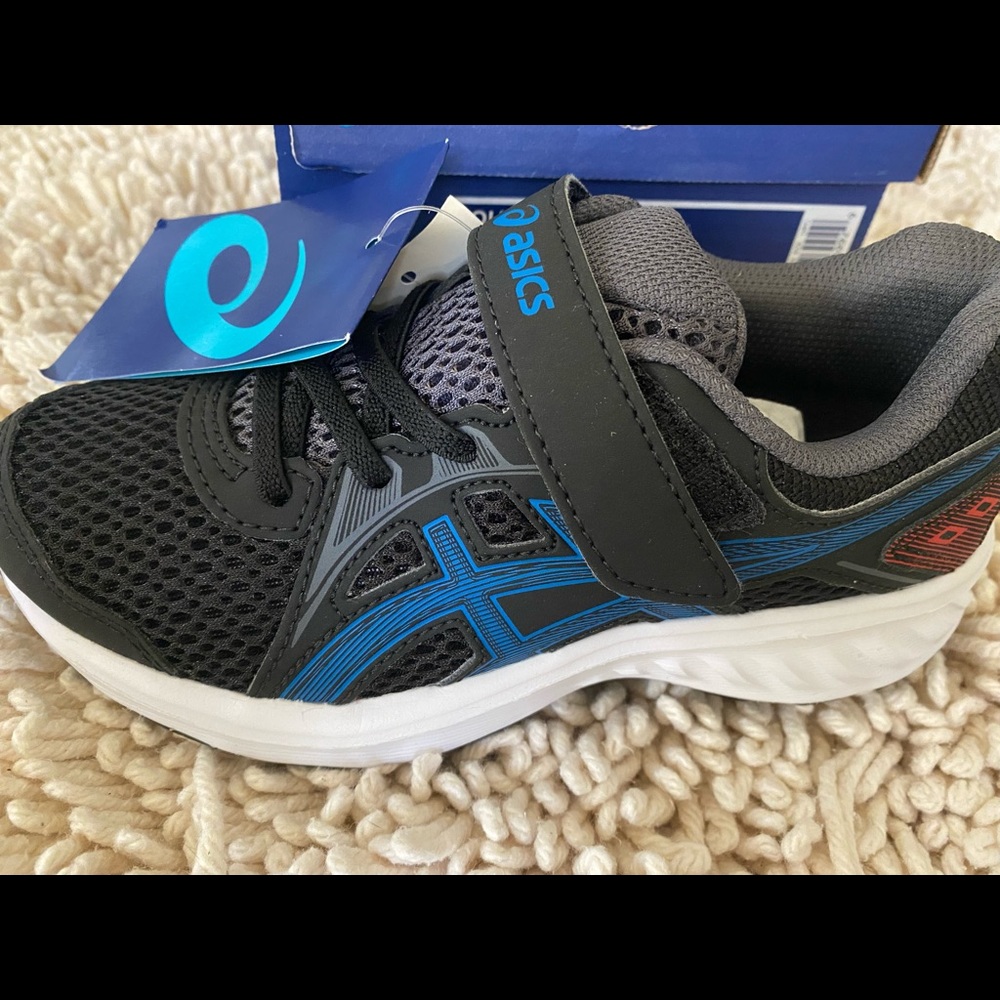Boys asics sneaker.